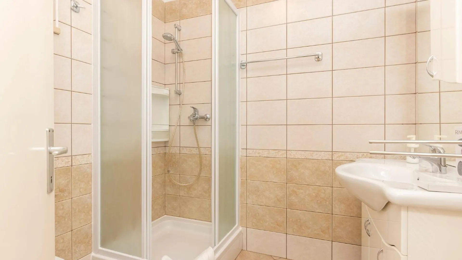 Seaside Apartments With A Swimming Pool Losinj, Losinj - 22580 Mali Losinj Croatia