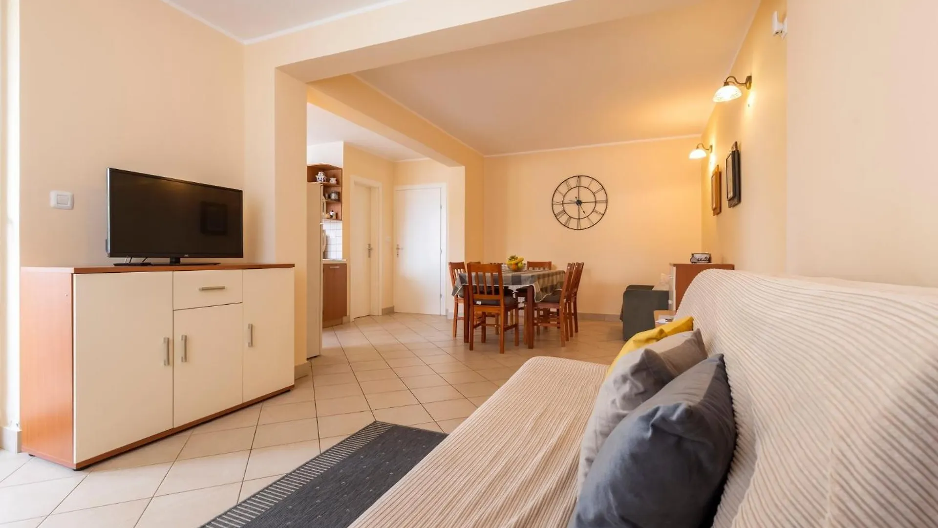 Seaside Apartments With A Swimming Pool Losinj, Losinj - 22580 Mali Losinj