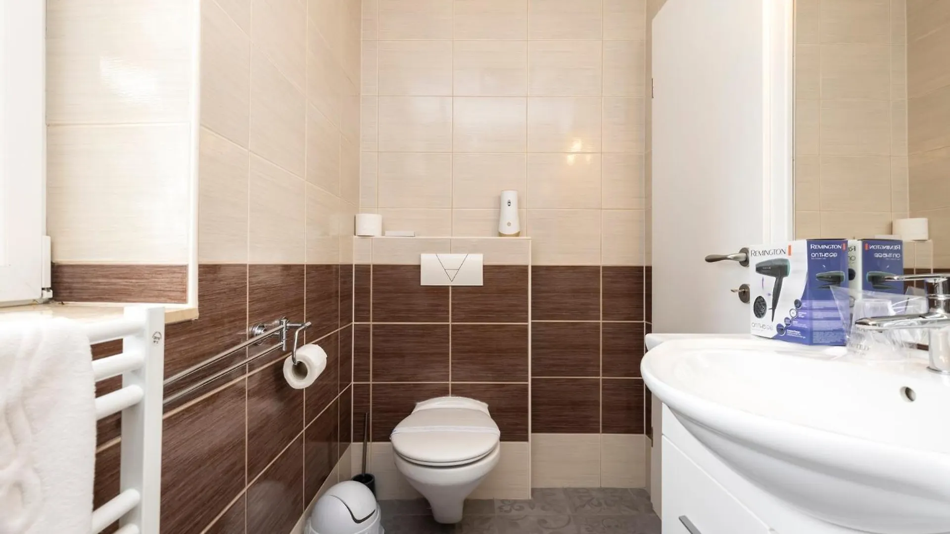 Seaside Apartments With A Swimming Pool Losinj, Losinj - 22580 Mali Lošinj